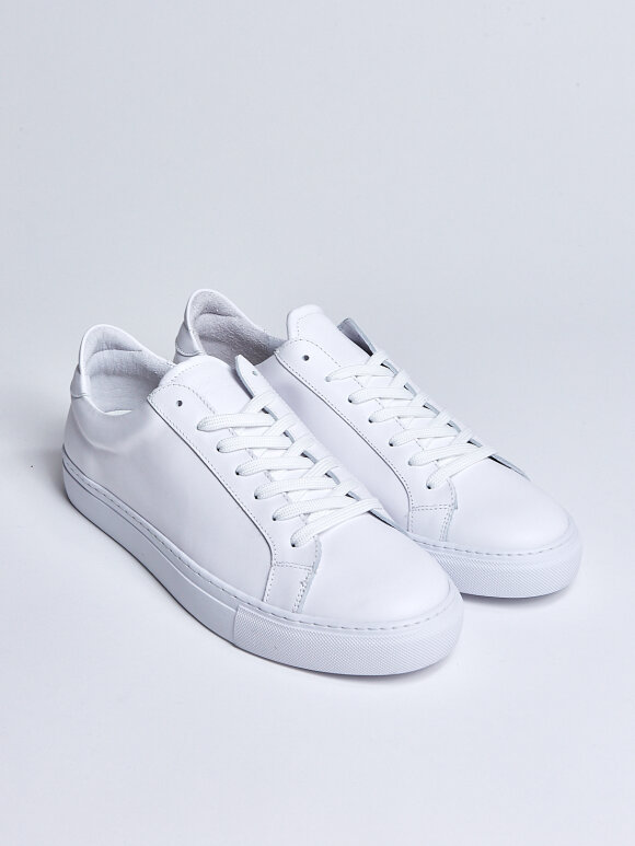 GARMENT PROJECT - Type - White Leather