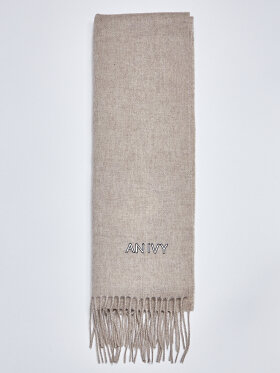 AN IVY - An Ivy Scarf