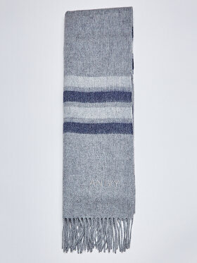 AN IVY - An Ivy Scarf