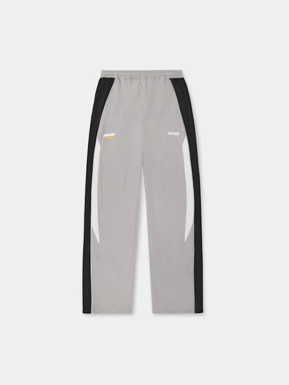 Bareen - OVERSIZE Track Pants Bareen - OVERSIZE Track Pants