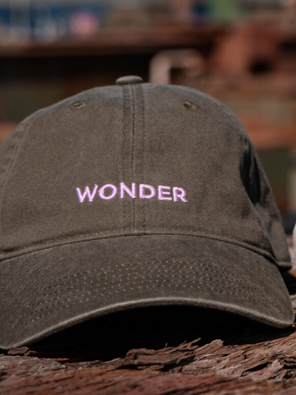 Wonderfestiwall - Army cap m. lilla logo Wonderfestiwall - Army cap m. lilla logo