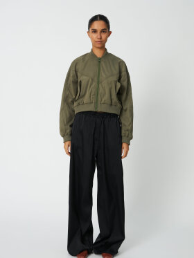 Stella Nova - Loose Pants with Elastic Waist