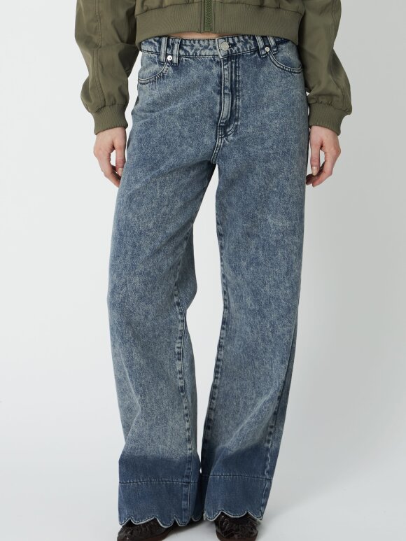 Stella Nova - Scallop Edge Pants Stella Nova - Scallop Edge Pants