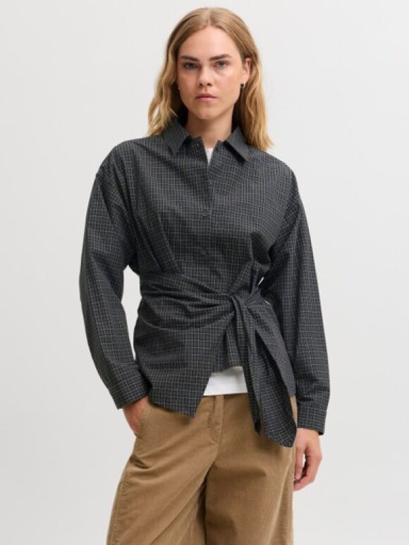 JJXX - JXVIOLA POPLIN LS WRAP TIE SHI JJXX - JXVIOLA POPLIN LS WRAP TIE SHI